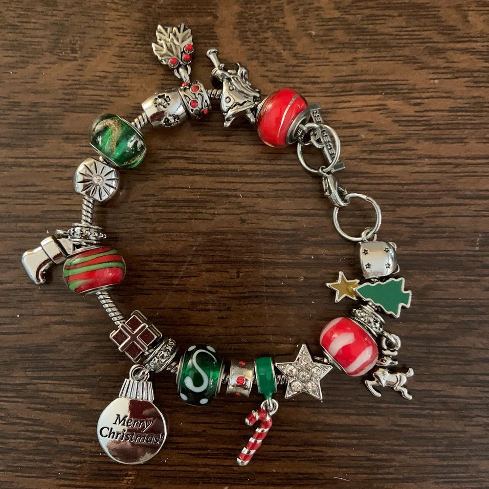 Willabee & Ward charm bracelet